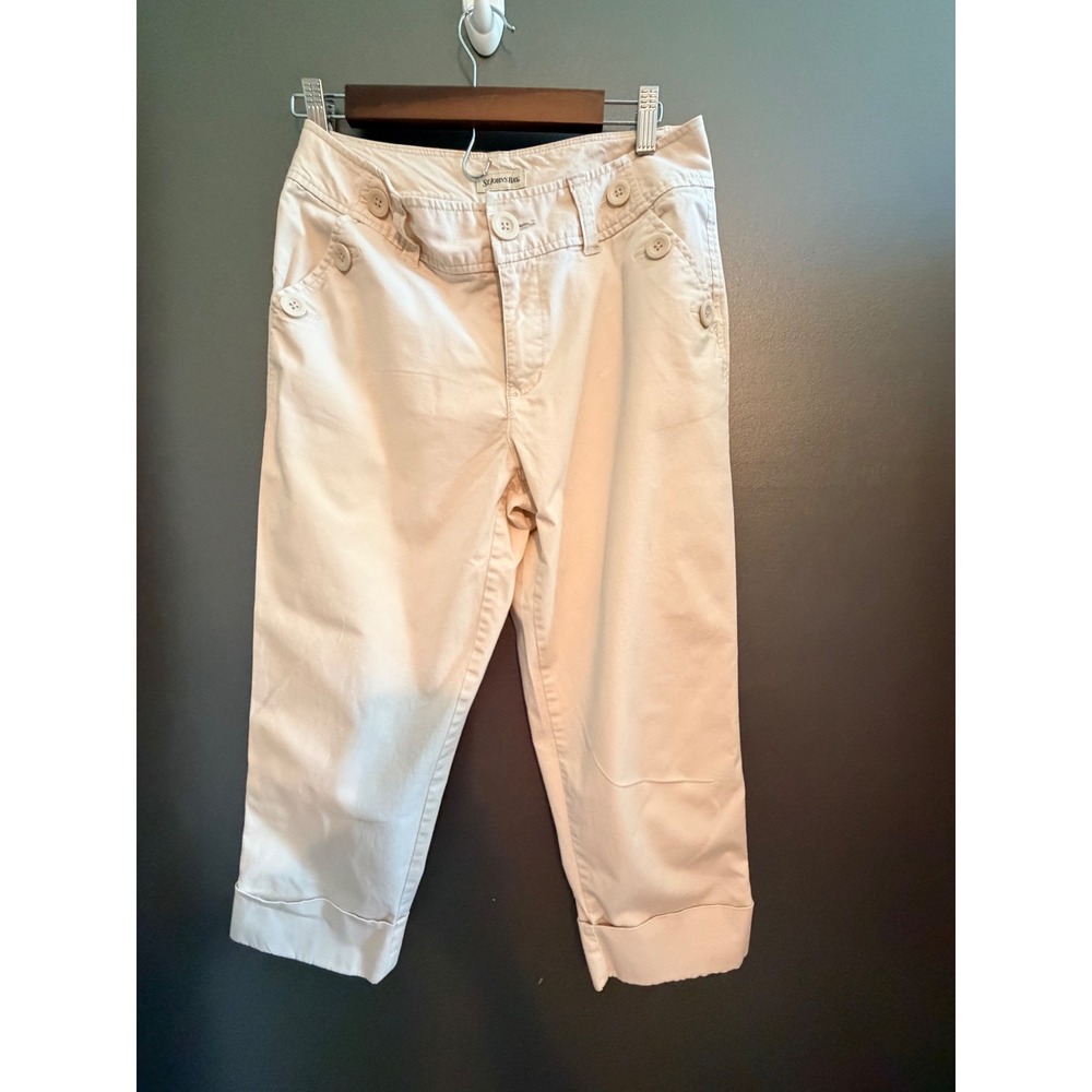 St. Johns Bay Capri Pants Women size 8 Tan Excellent Cuffed Button Detail Chinos